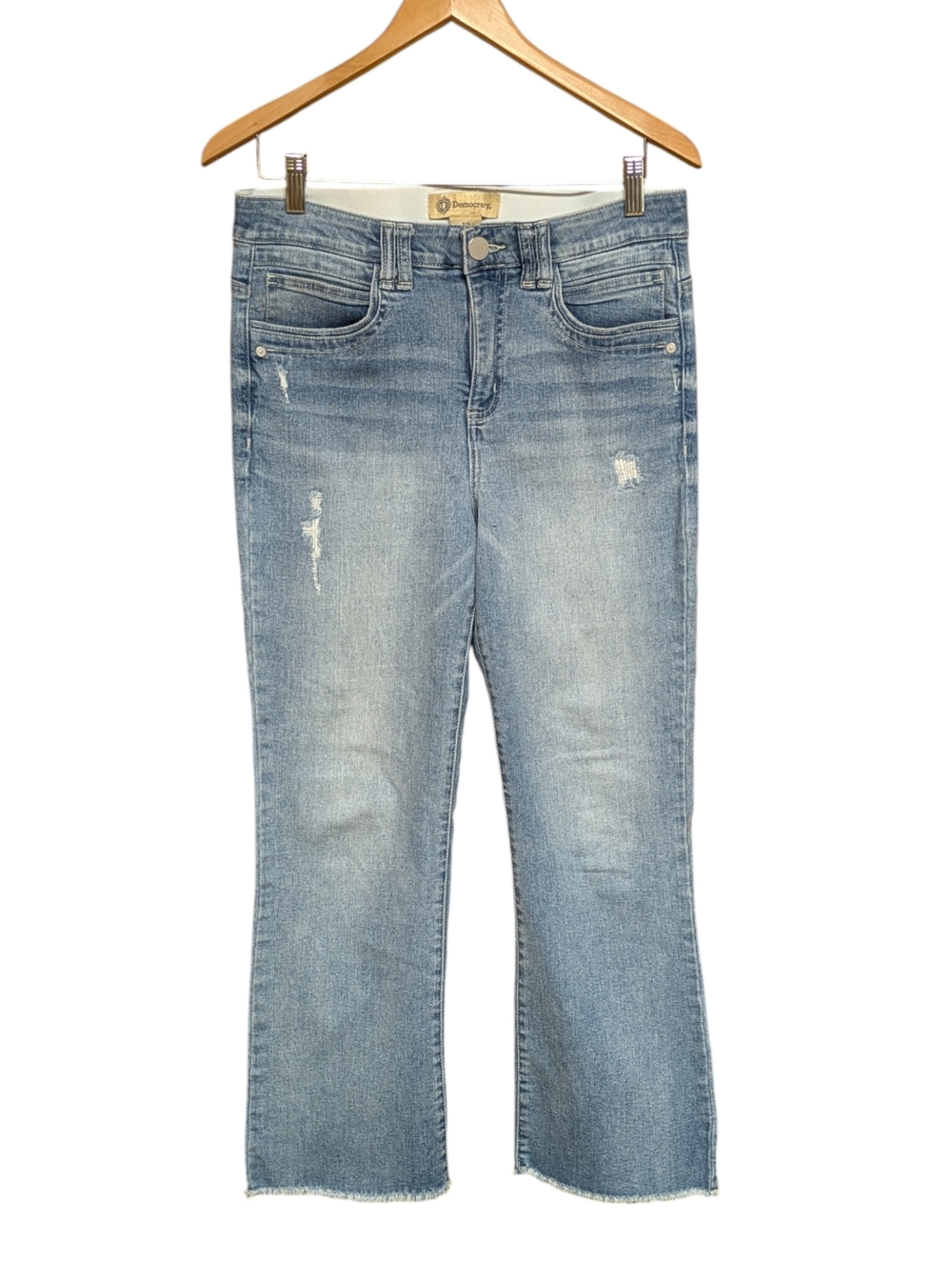 Democracy Light Wash Crop Jeans Size 10 - Picture 8 of 8